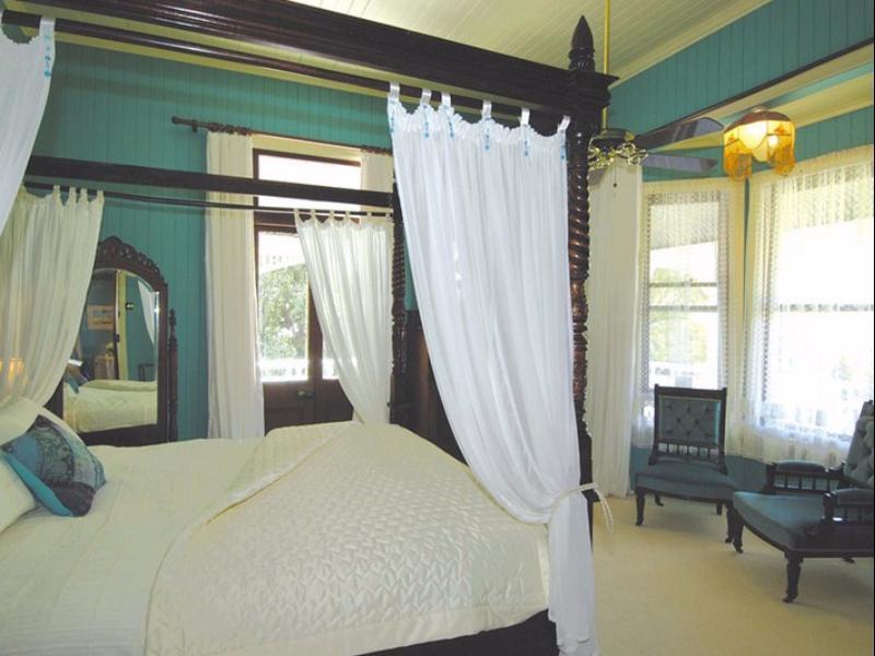 Wiss House Bed & Breakfast Kalbar Екстериор снимка