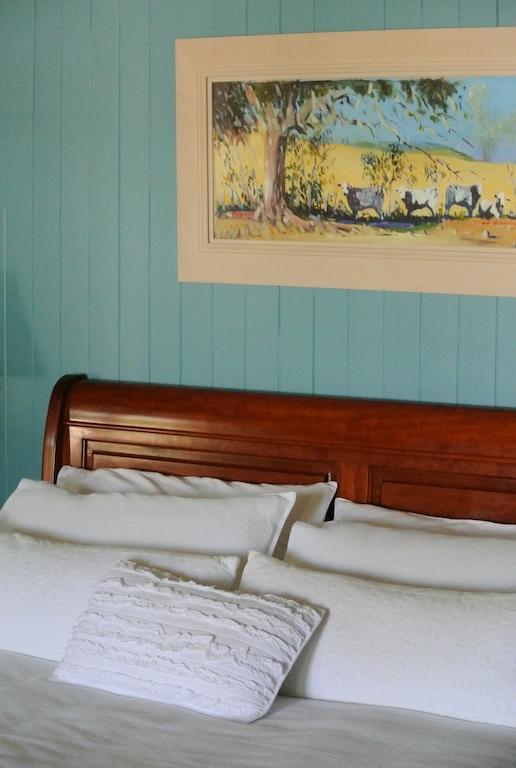 Wiss House Bed & Breakfast Kalbar Екстериор снимка